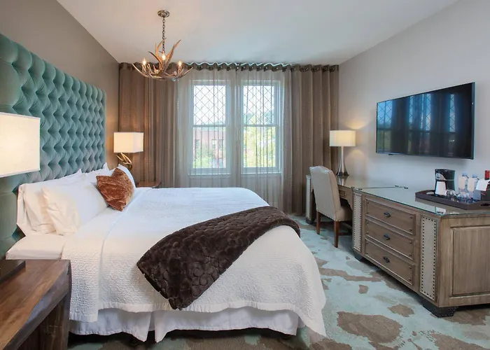 Grand Bohemian Lodge Asheville, Autograph Collection